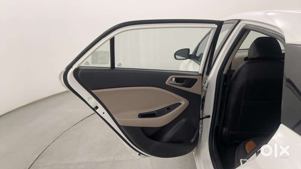 Hyundai Elite I20 Asta 1.4 Crdi, 2016, Petrol