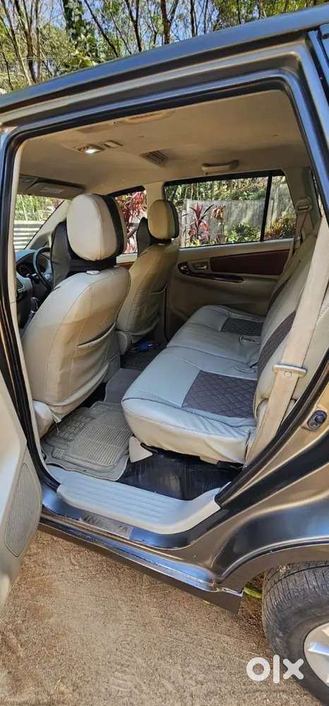 Toyota Innova 2013 Diesel V Option