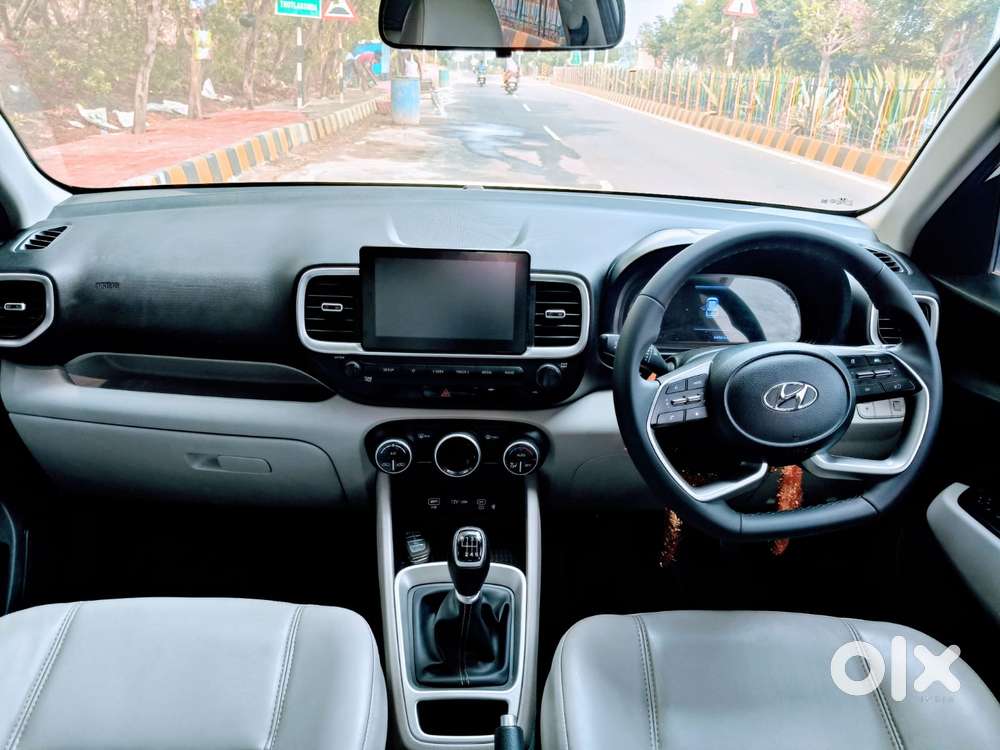 Hyundai Venue Sx Mt, 2023, Diesel