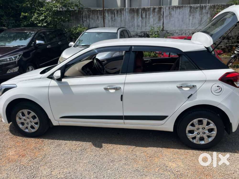 Hyundai I20 1.2 Sportz Option, 2016, Petrol