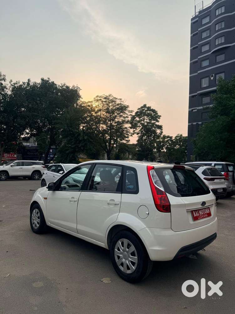 Ford Figo Duratorq Zxi 1.4, 2012, Diesel
