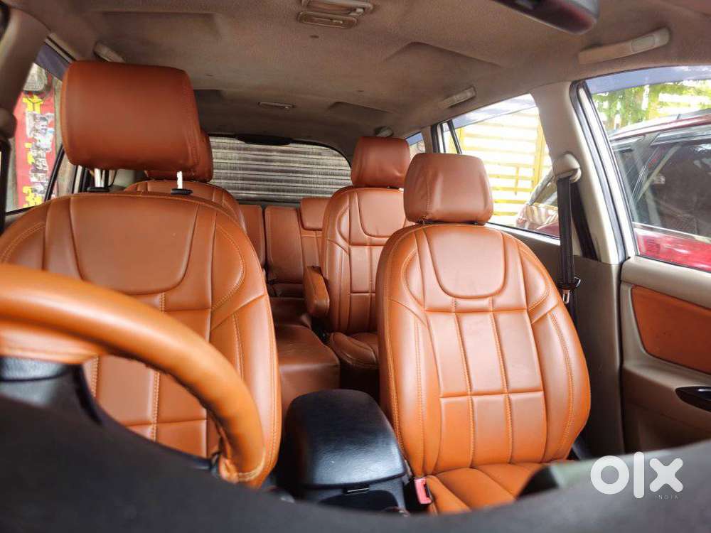 Toyota Innova 2.5 G (diesel) 7 Seater Bs Iv, 2015, Diesel
