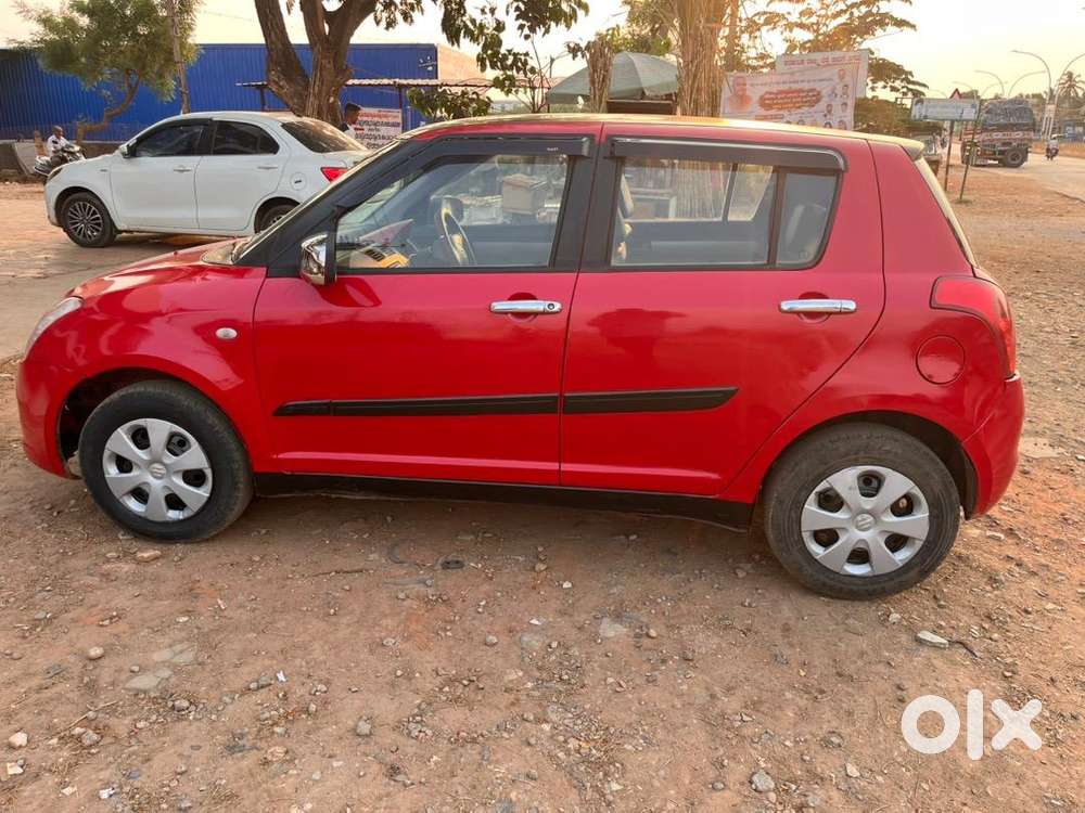Maruti Suzuki Swift 2006 Petrol Well Maintained