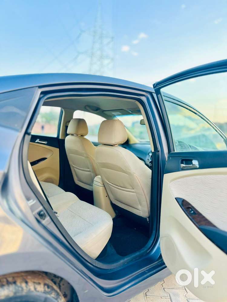 Hyundai Verna Fluidic 1.6 Vtvt Sx, 2014, Petrol