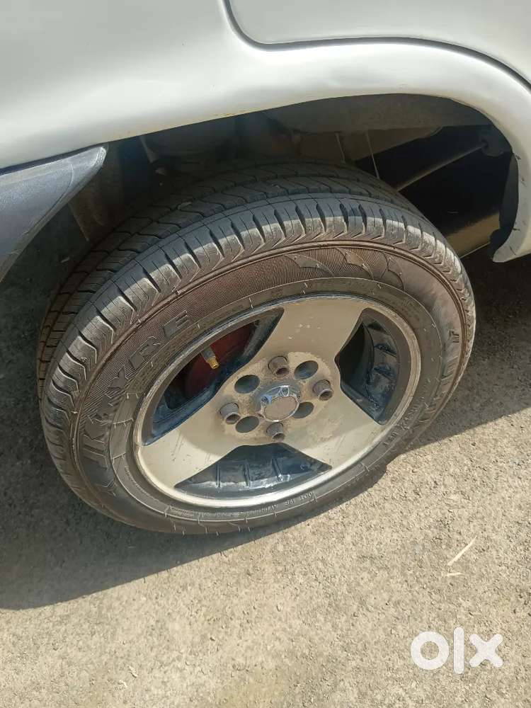 Maruti Suzuki 800 Petrol Manual 2011