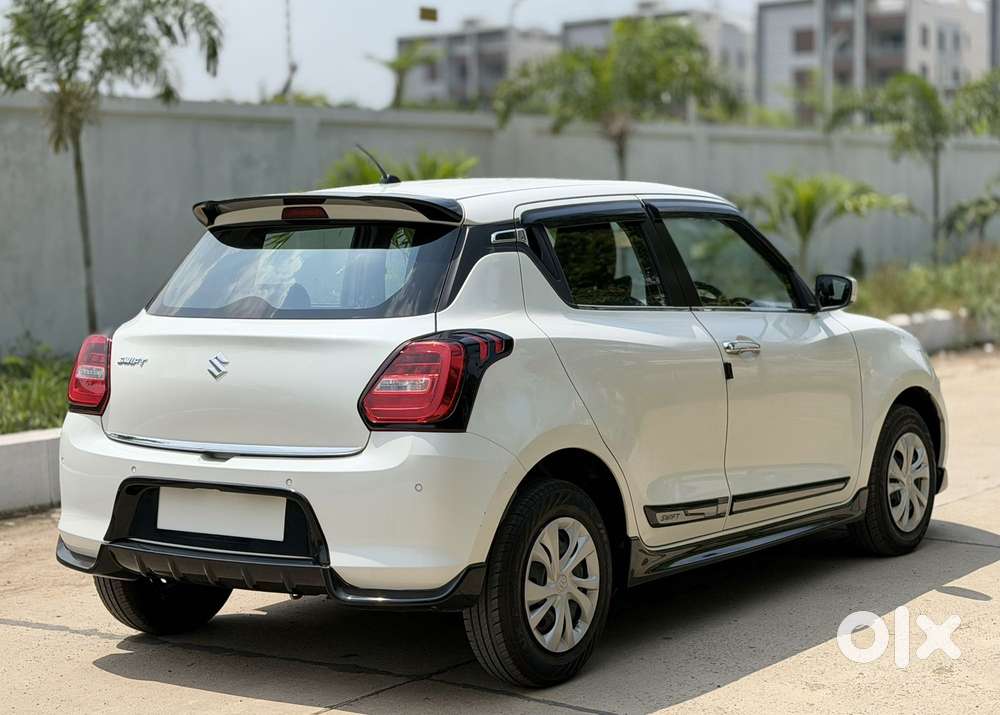 Maruti Suzuki Swift Vxi Ags, 2022, Petrol