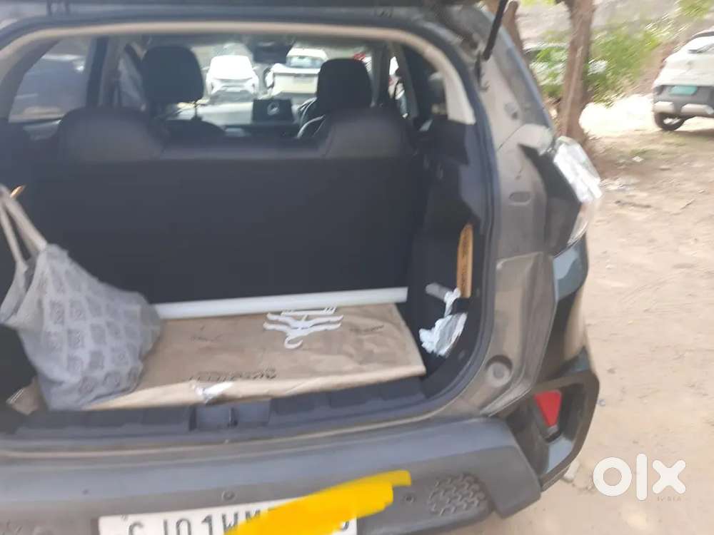 2023 Automatic Sunroof Nexon