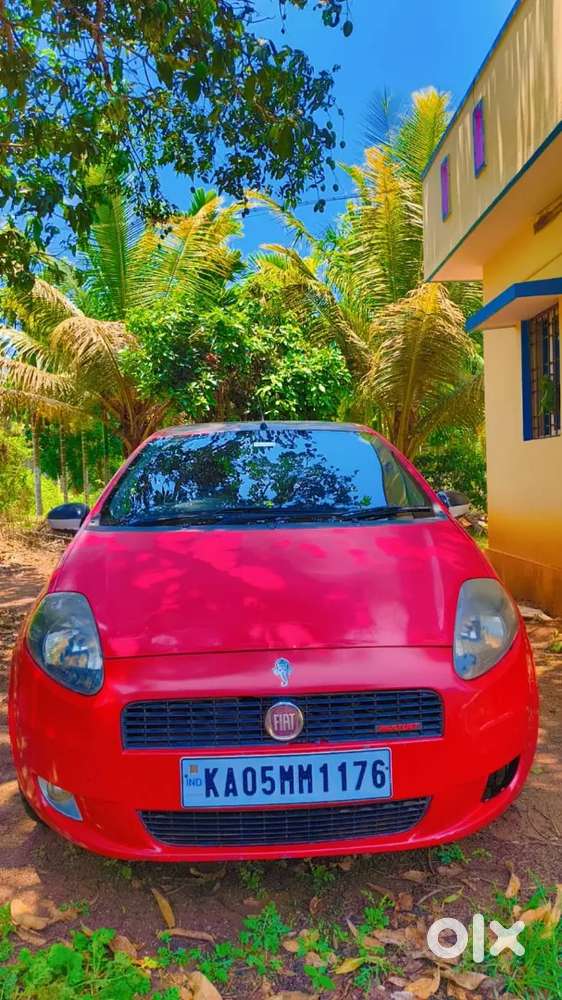 Fiat Grand Punto 2012 Diesel 145000 Km Driven