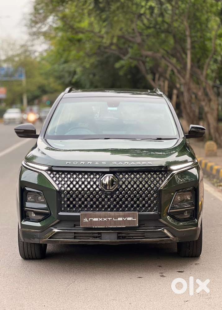 Mg Hector Plus Sharp Pro 1.5 Turbo Petrol 7 Str Dual Tone, 2024, Pet..
