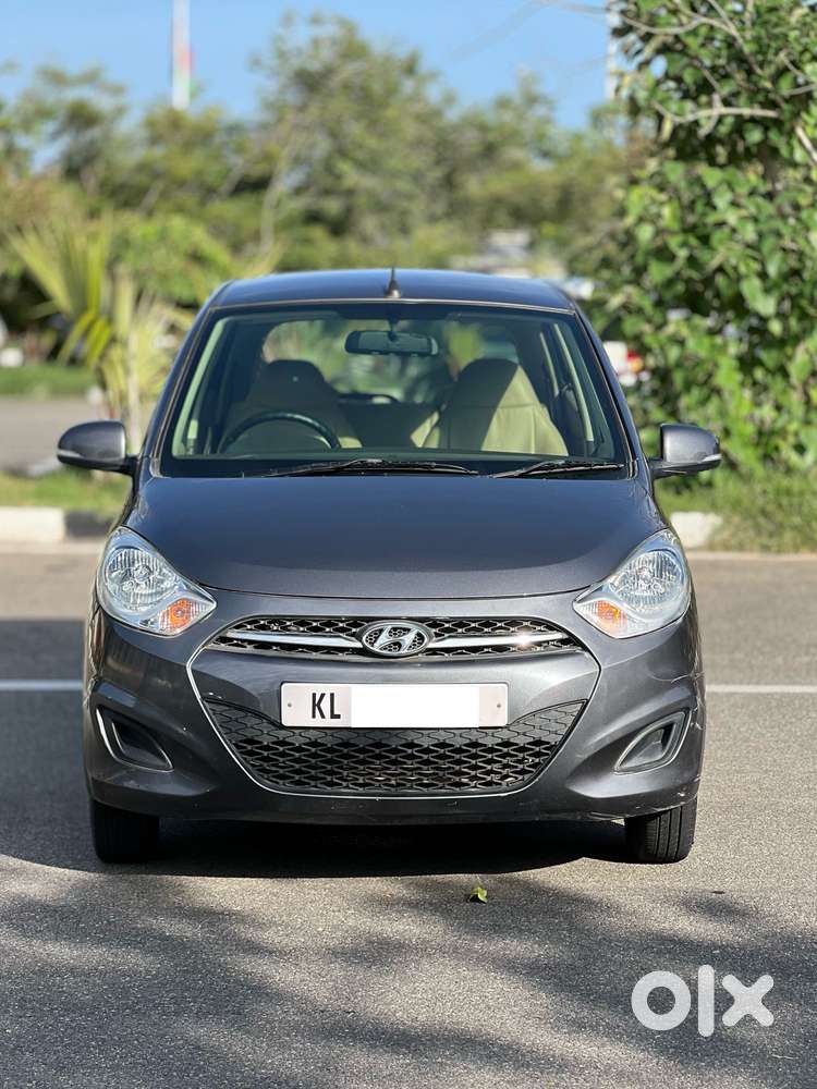 Hyundai I10 Sportz At, 2012, Petrol
