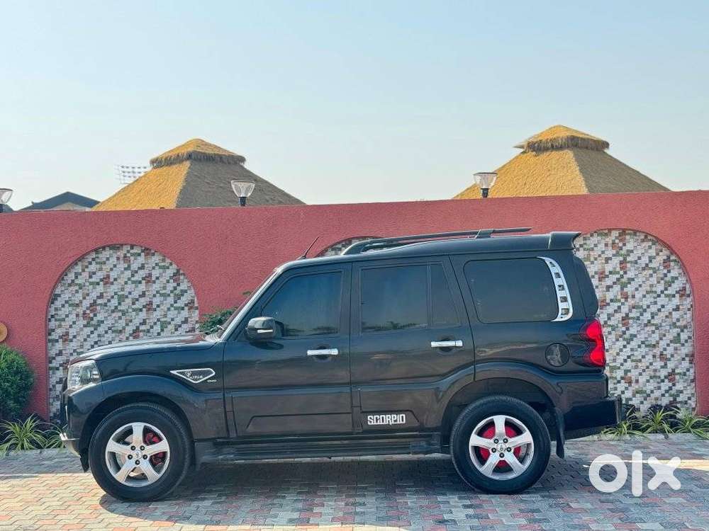 Mahindra Scorpio Classic 2.2 S 11 Mt 7 Str, 2020, Diesel