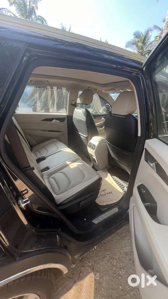 Mg Hector 2022 Petrol  Insurance Valid Till Next Year Mar 2027