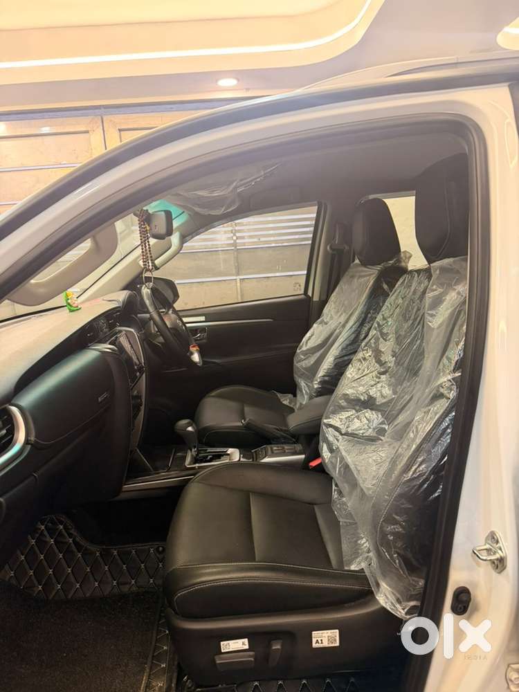 Toyota Fortuner Diesel At 2025 October