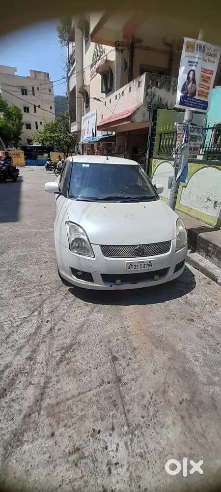 Maruti Suzuki Swift Dzire 2009 Diesel 180000 Km Driven