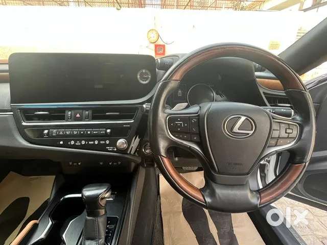 Lexus Es, 2023, Petrol