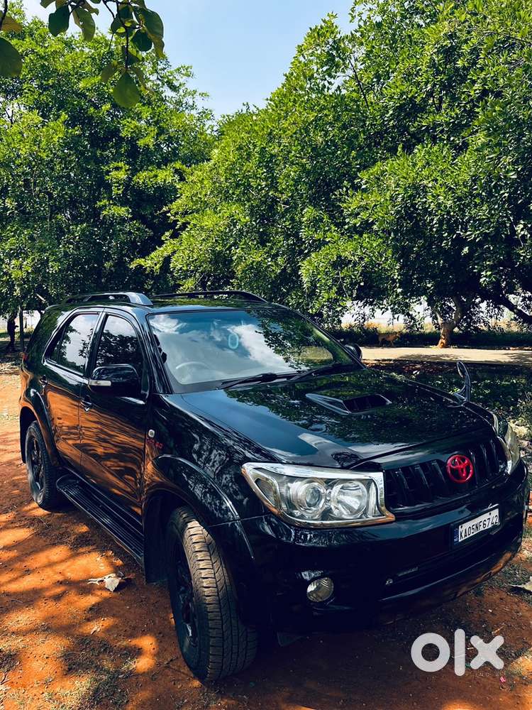 Toyota Fortuner Diesel Manual 2011