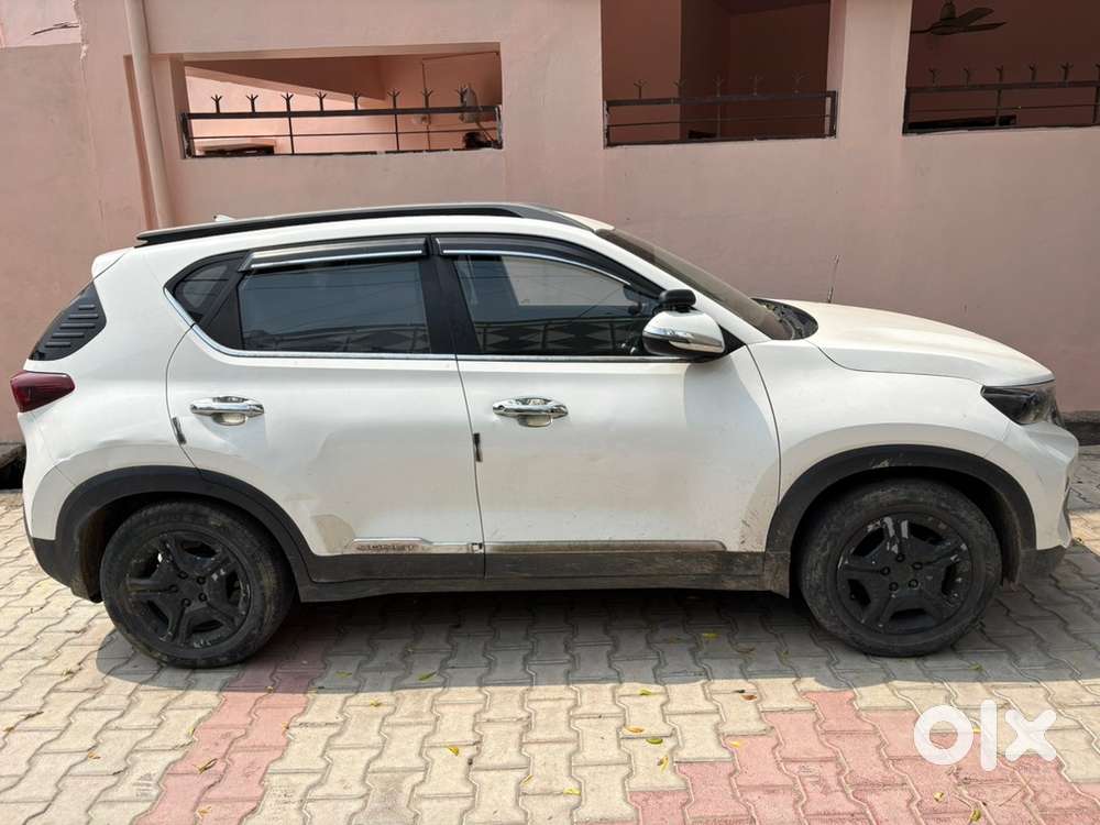 Kia Sonet Petrol 2022