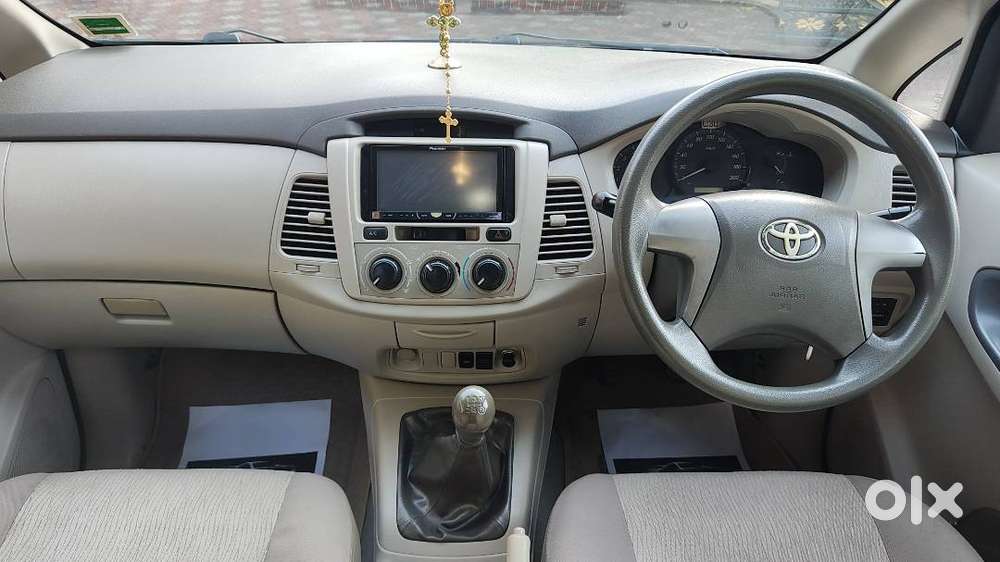 Toyota Innova 2012 Diesel Well Maintained