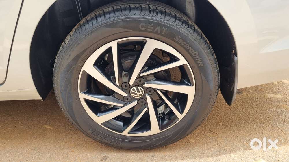 Volkswagen Virtus 1.0 Topline Tsi At, 2023, Petrol