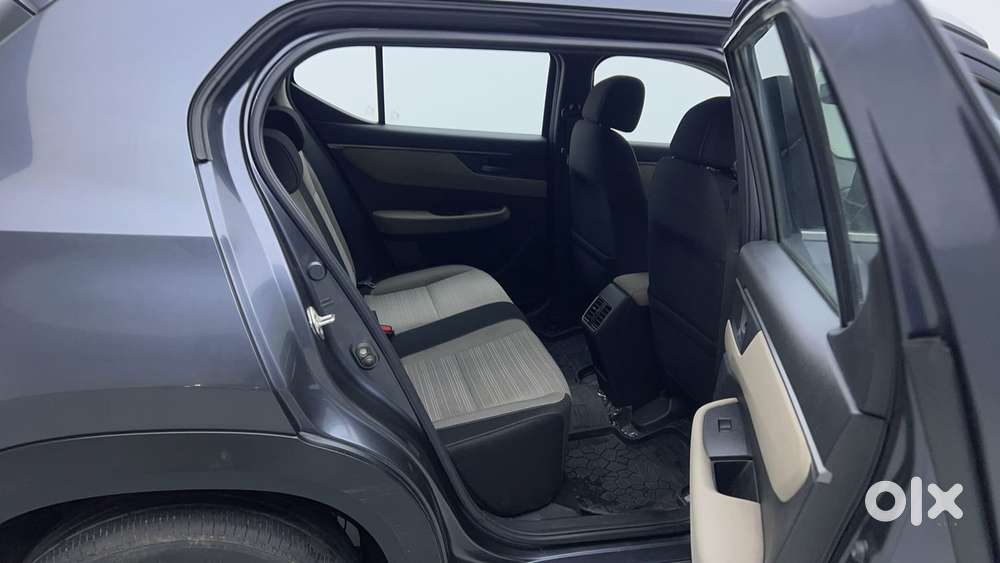 Honda Elevate Vx Mt, 2023, Petrol