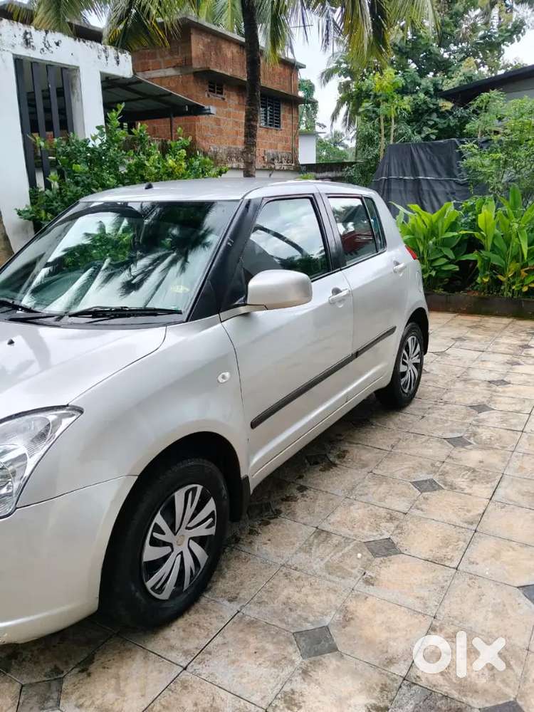 6th Owner  Well Maintained  85% Tyres