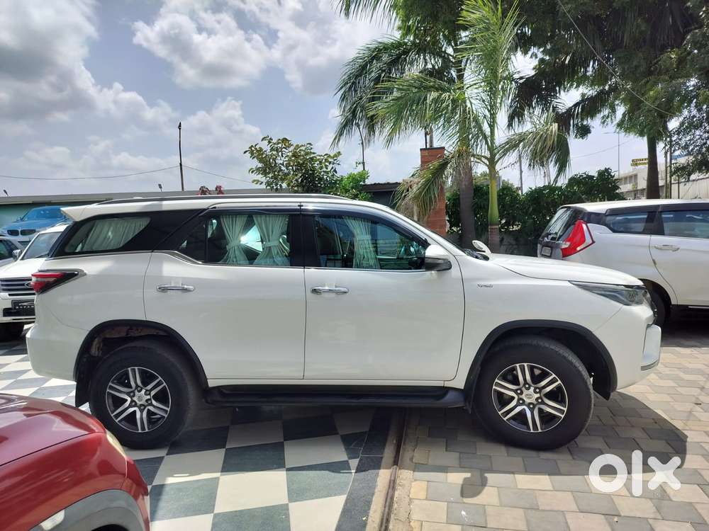 Toyota Fortuner 3.0 4x4 Manual, 2023, Diesel