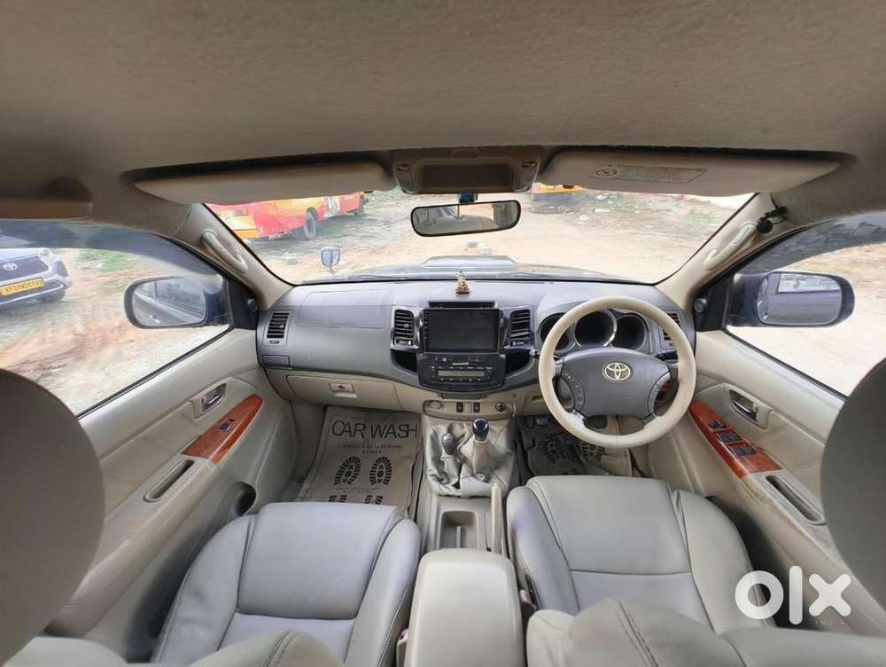 Toyota Fortuner 2011 Diesel Well Maintained