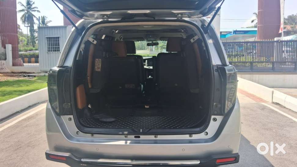Toyota Innova Crysta [2020-ongoing] 2.7 Zx At 7 Str, 2022, Petrol