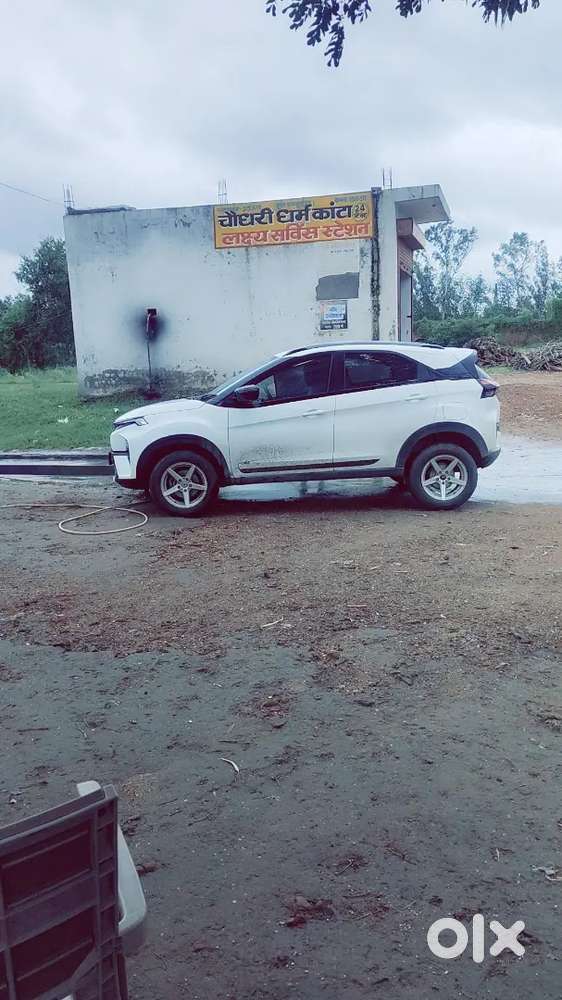 Tata Nexon