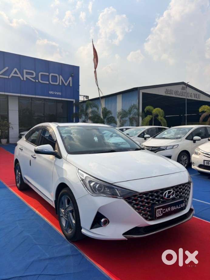 Hyundai Verna 1.5 Mpi Mt Sx (o), 2022, Petrol