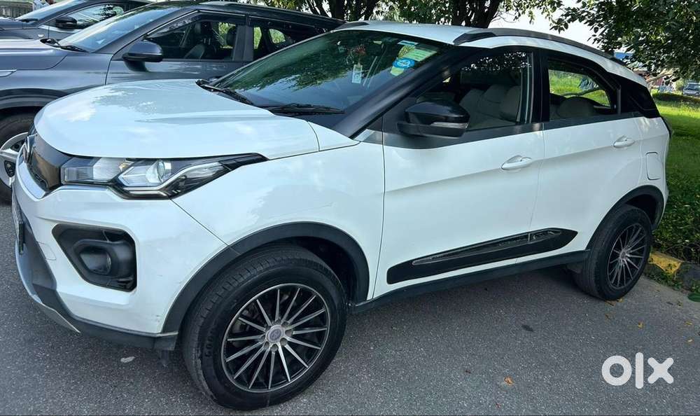 Tata Nexon Petrol 2021