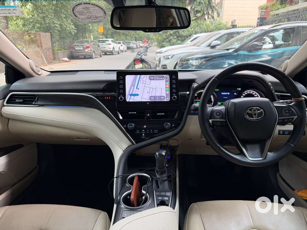 Toyota Camry Hybrid At 2024