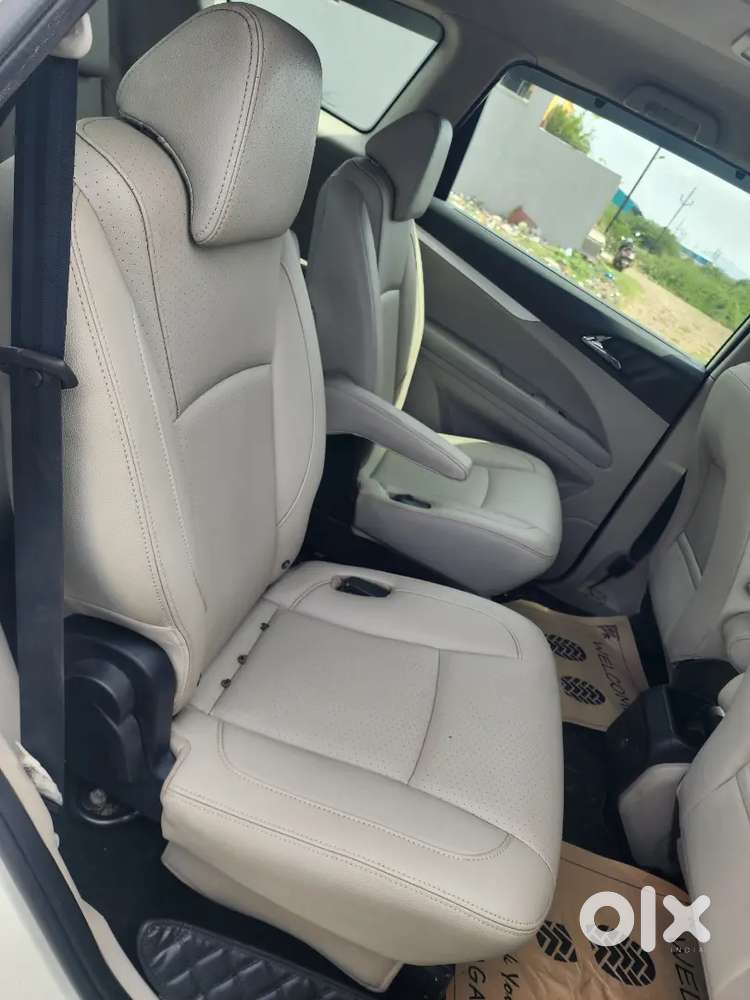 Mahindra Marazzo 2018  M8 Diesel.