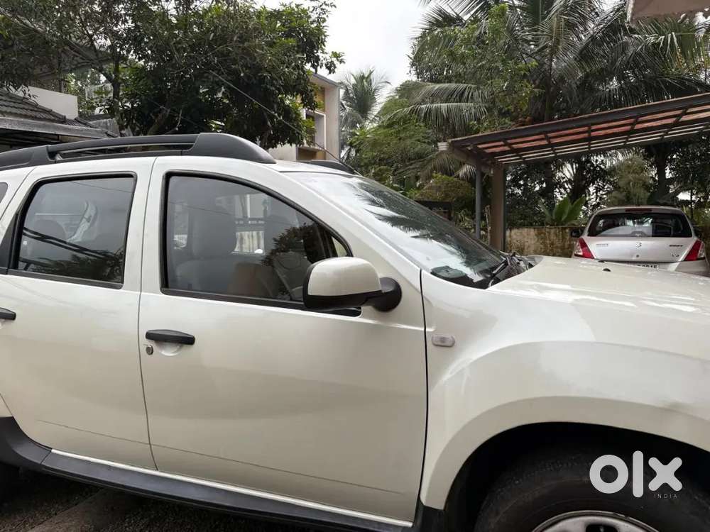 Renault Duster 2013 Low Kms Petrol