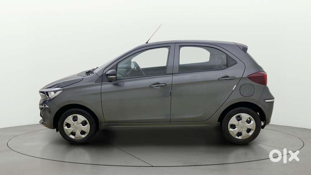 Tata Tiago 1.2 Revotron Xt Option, 2022, Petrol