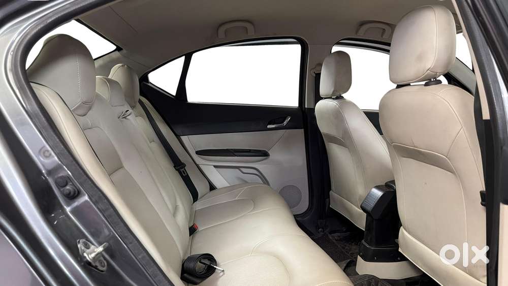 Tata Tigor Xza Plus, 2023, Petrol