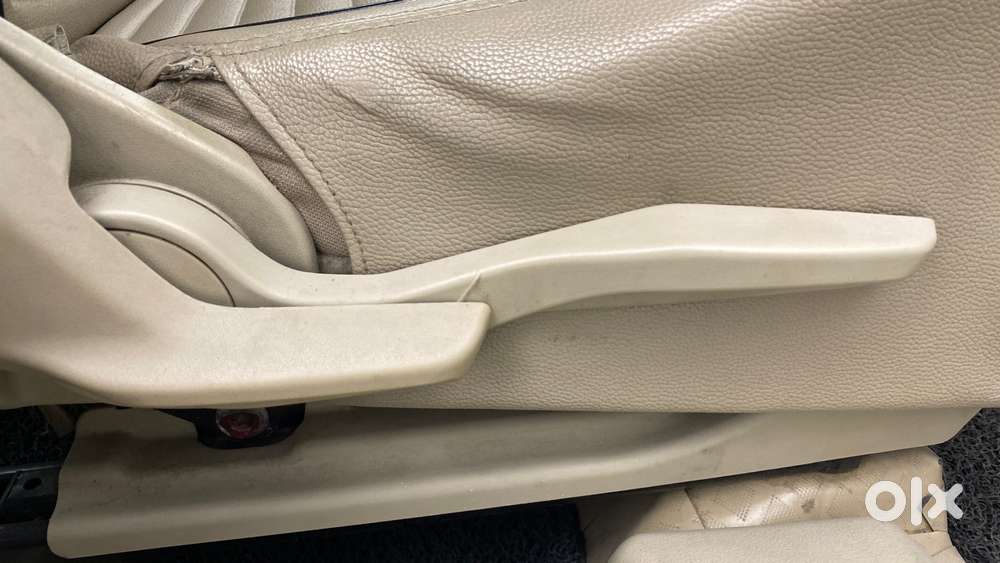 Maruti Suzuki Swift Dzire Amt Vdi, 2018, Diesel