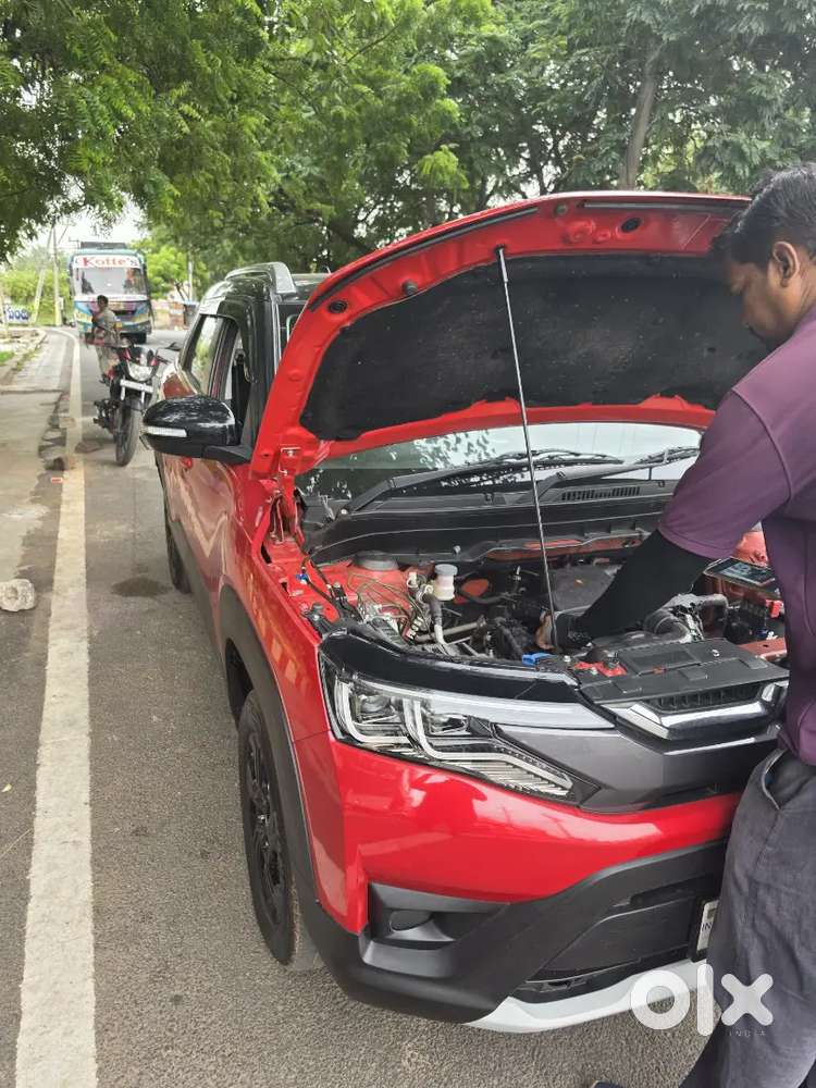 Maruti Suzuki Brezza Zxi 2023