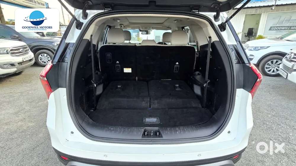 Mahindra Xuv700 2.2 Ax 7 Diesel At Luxury Pack Str, 2024, Diesel