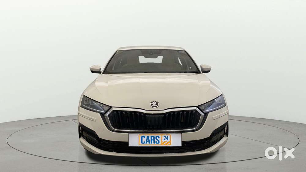 Skoda Octavia 2.0 Style Tsi At, 2022, Petrol