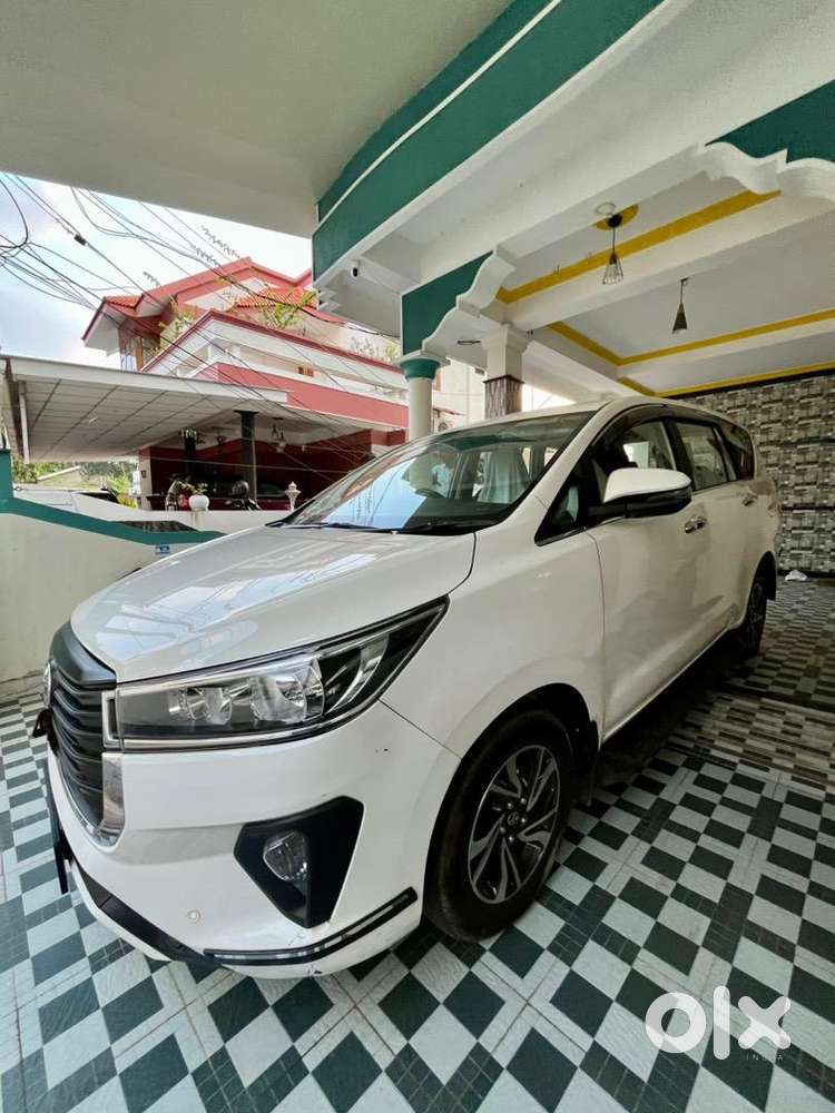 Toyota Innova Crysta 2022 Diesel Well Maintained