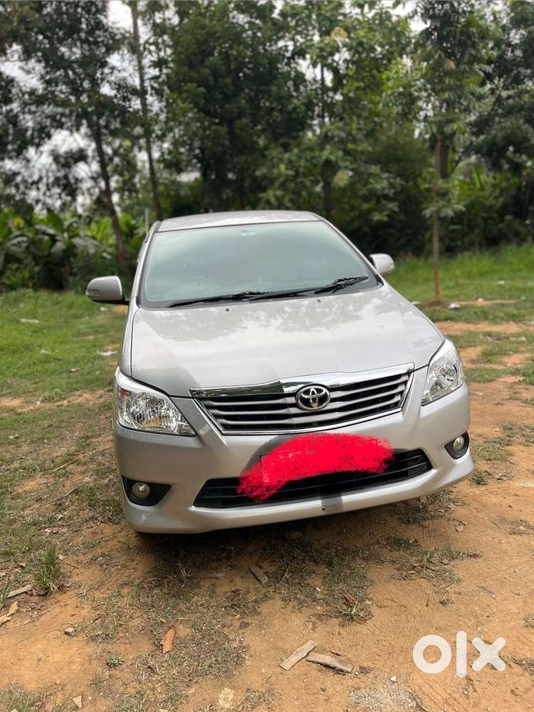 Toyota Innova 2013