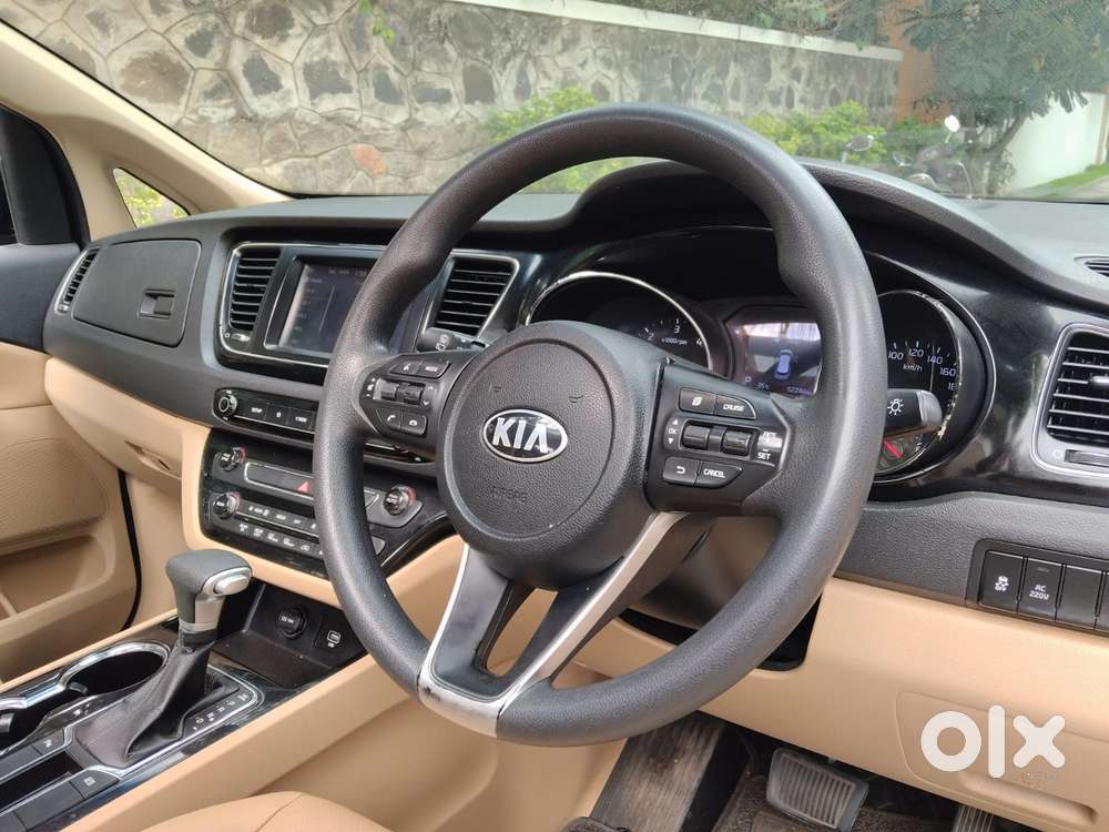 Kia Carnival Premium 8 Str, 2022, Diesel