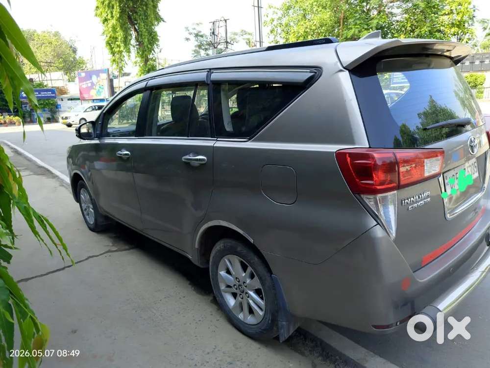 Toyota Innova Crysta 2.4 Diesel Manual 2018