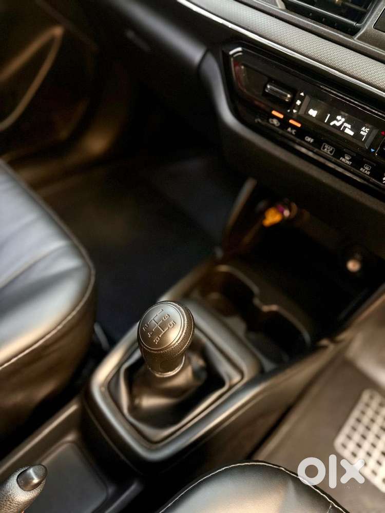 Maruti Suzuki Swift Lxi Optional-o, 2024, Petrol