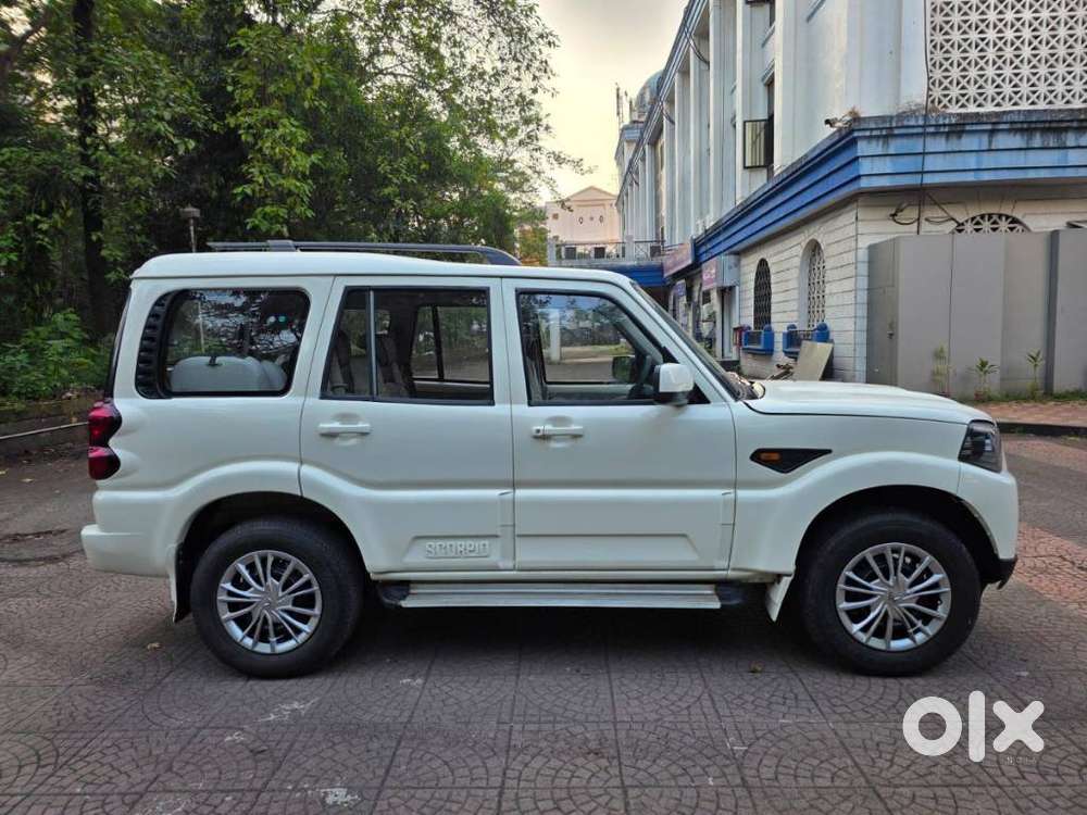 Mahindra Scorpio S4, 2015, Diesel