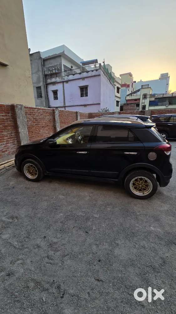 Hyundai I20 Active 2016 Diesel Well Maintained