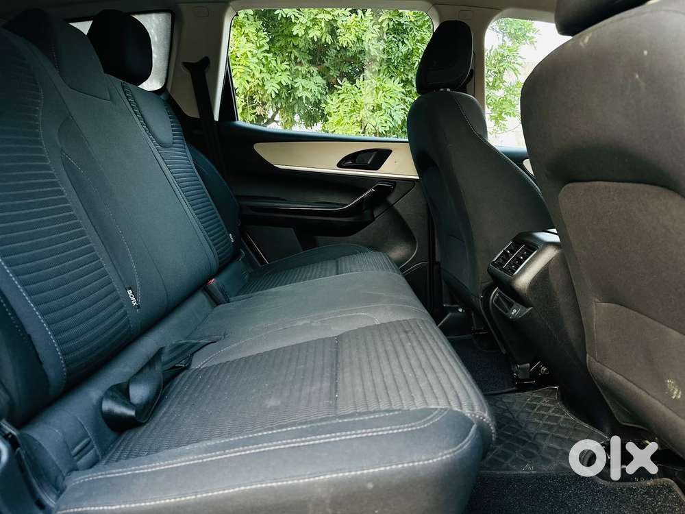 Mahindra Xuv700, 2022, Diesel