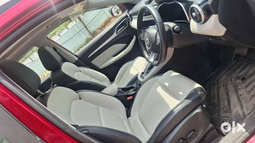 Mg Astor 1.5 Savvy Cvt S Red, 2022, Petrol