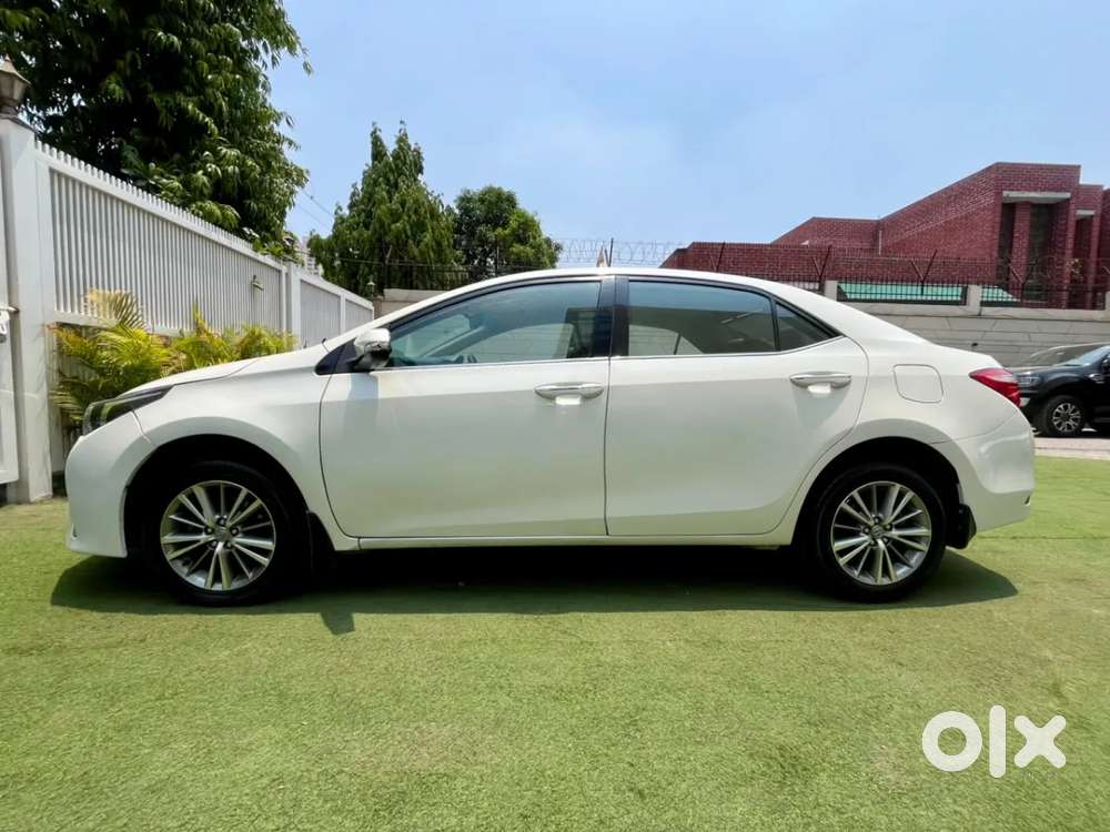Toyota Corolla Altis 1.8 Vl Cvt, 2015, Petrol